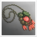 Pendant with howlite