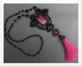 Pendant with pink agate