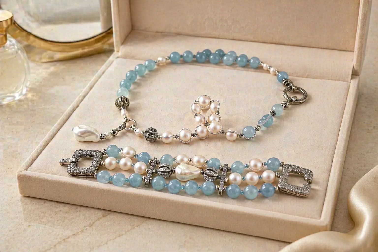 Set Swarovski pearls and aquamarine