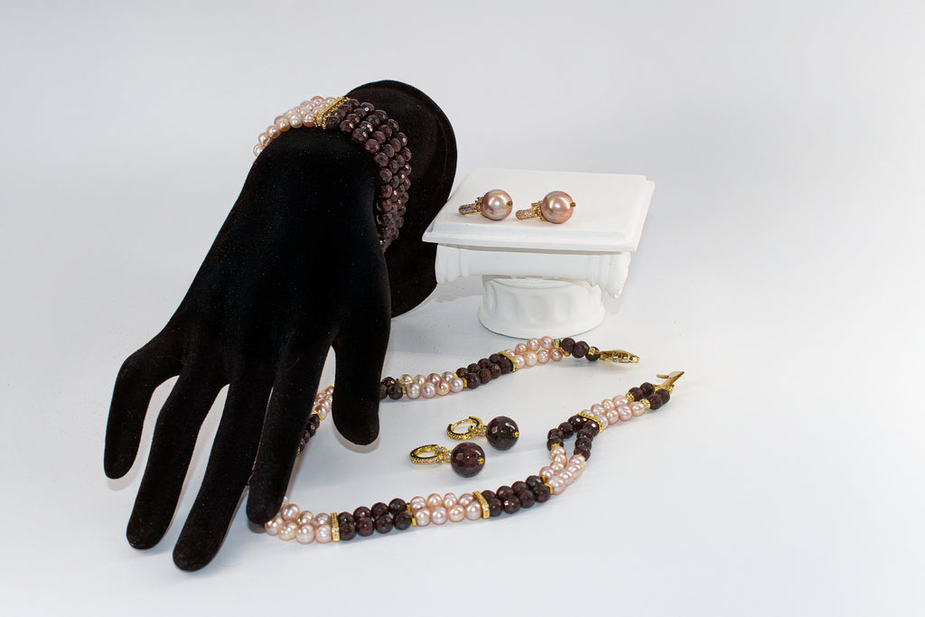 Set Rose pearls and garnet