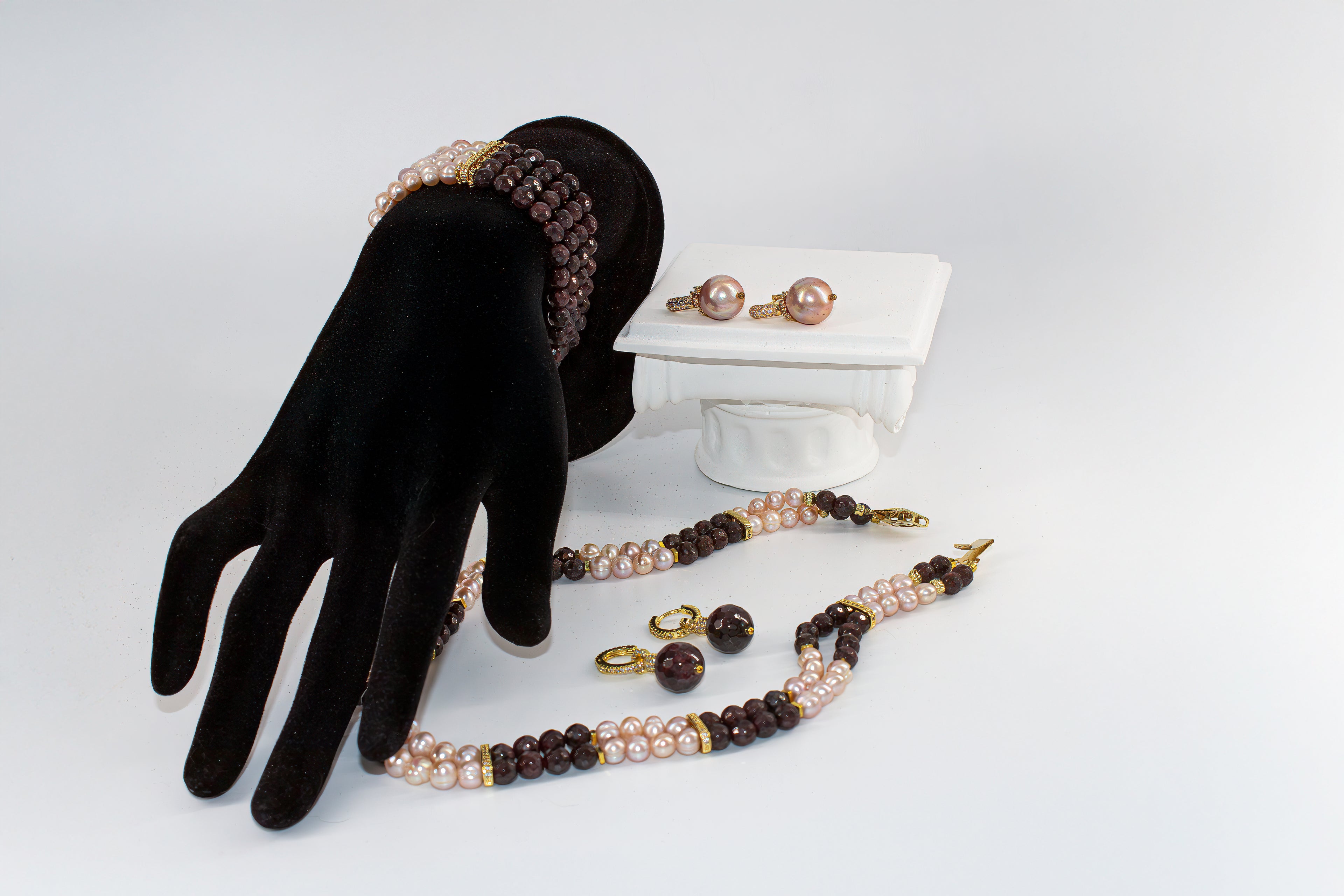 Set Rose pearls and garnet