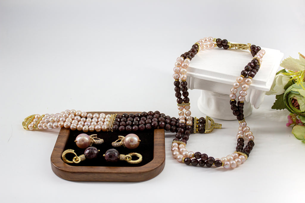 Set Rose pearls and garnet
