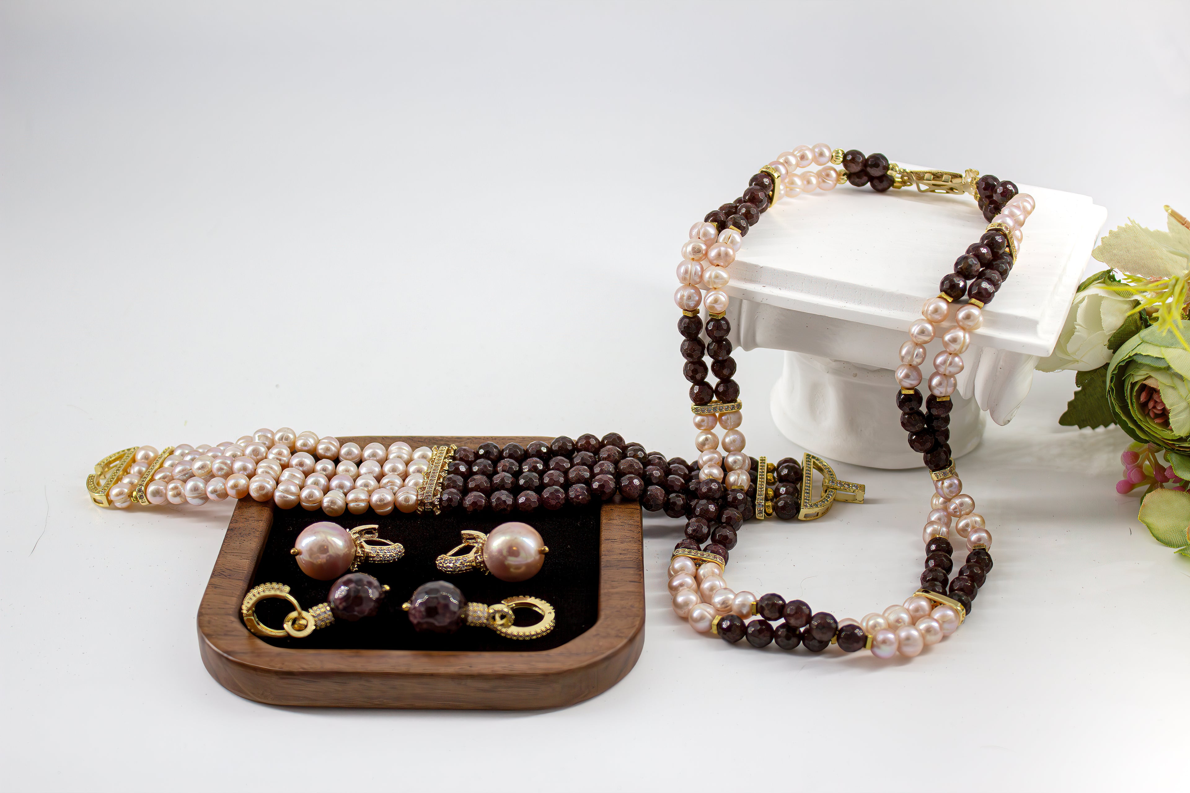 Set Rose pearls and garnet